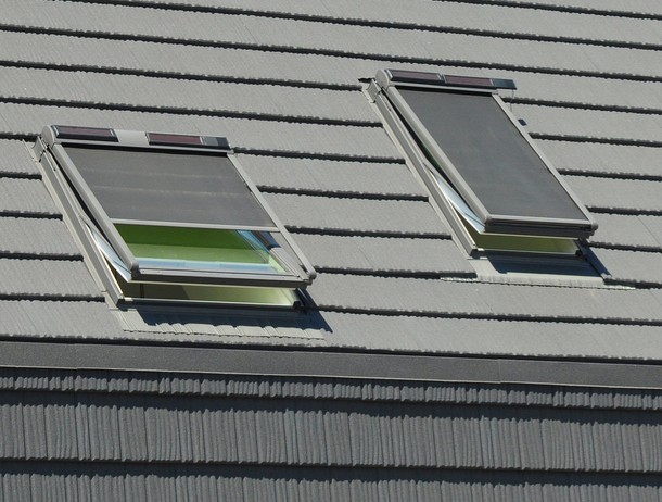 Skylight flashing Warner Roofing Vancouver to help illustrate installing a skylight